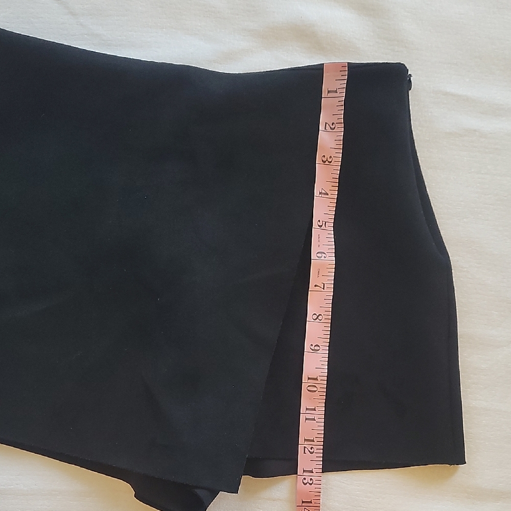 Black Mini Skirt - Picture 3 of 7